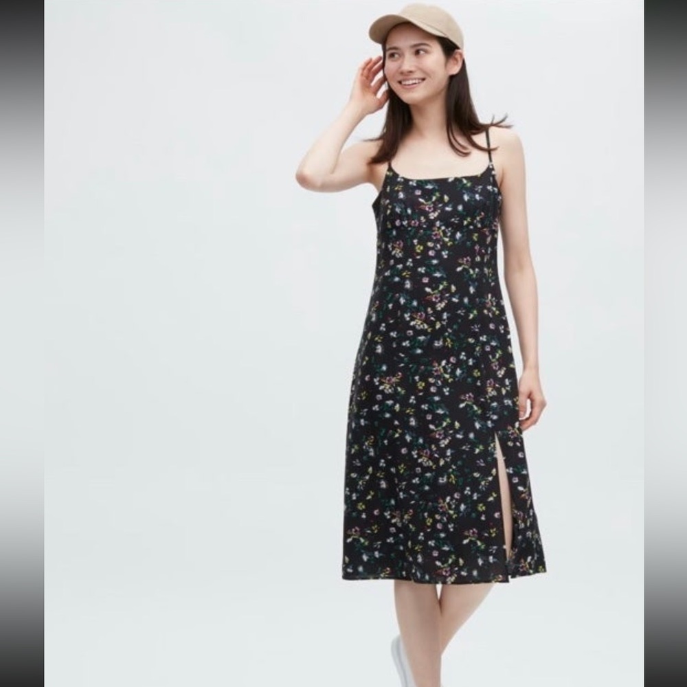Uniqlo floral dress